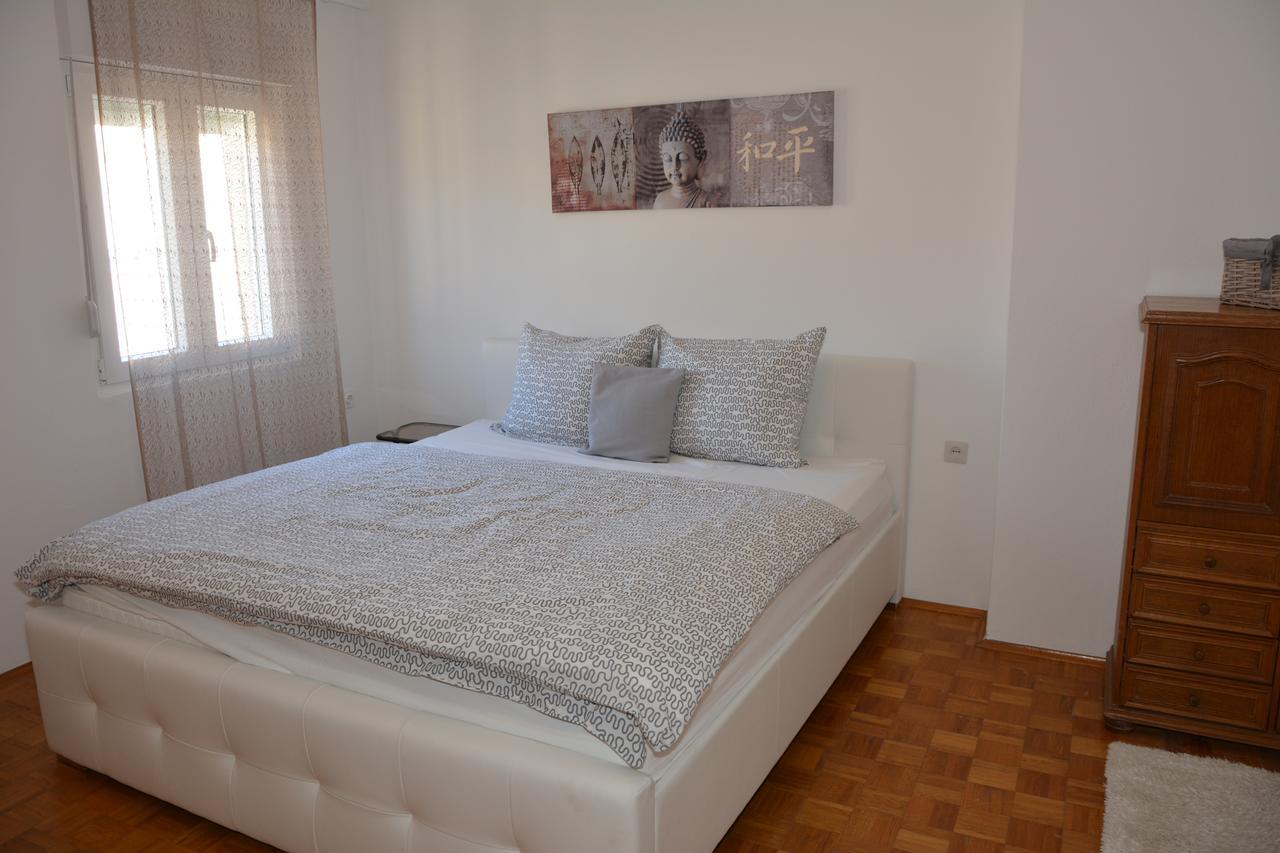 Taris Appartement Senj  Buitenkant foto